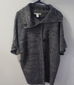 NWOT Stephanie Rogers sweater